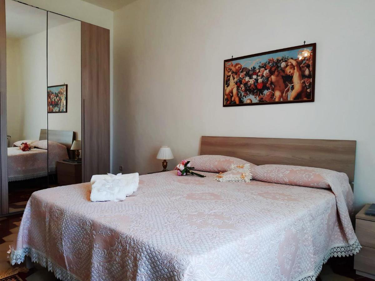 A Casa Di Carla Apartment Terracina Luaran gambar