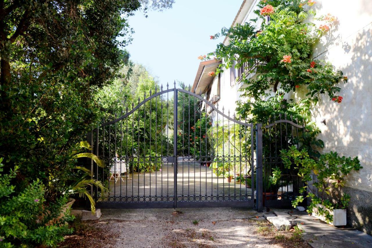 A Casa Di Carla Apartment Terracina Luaran gambar