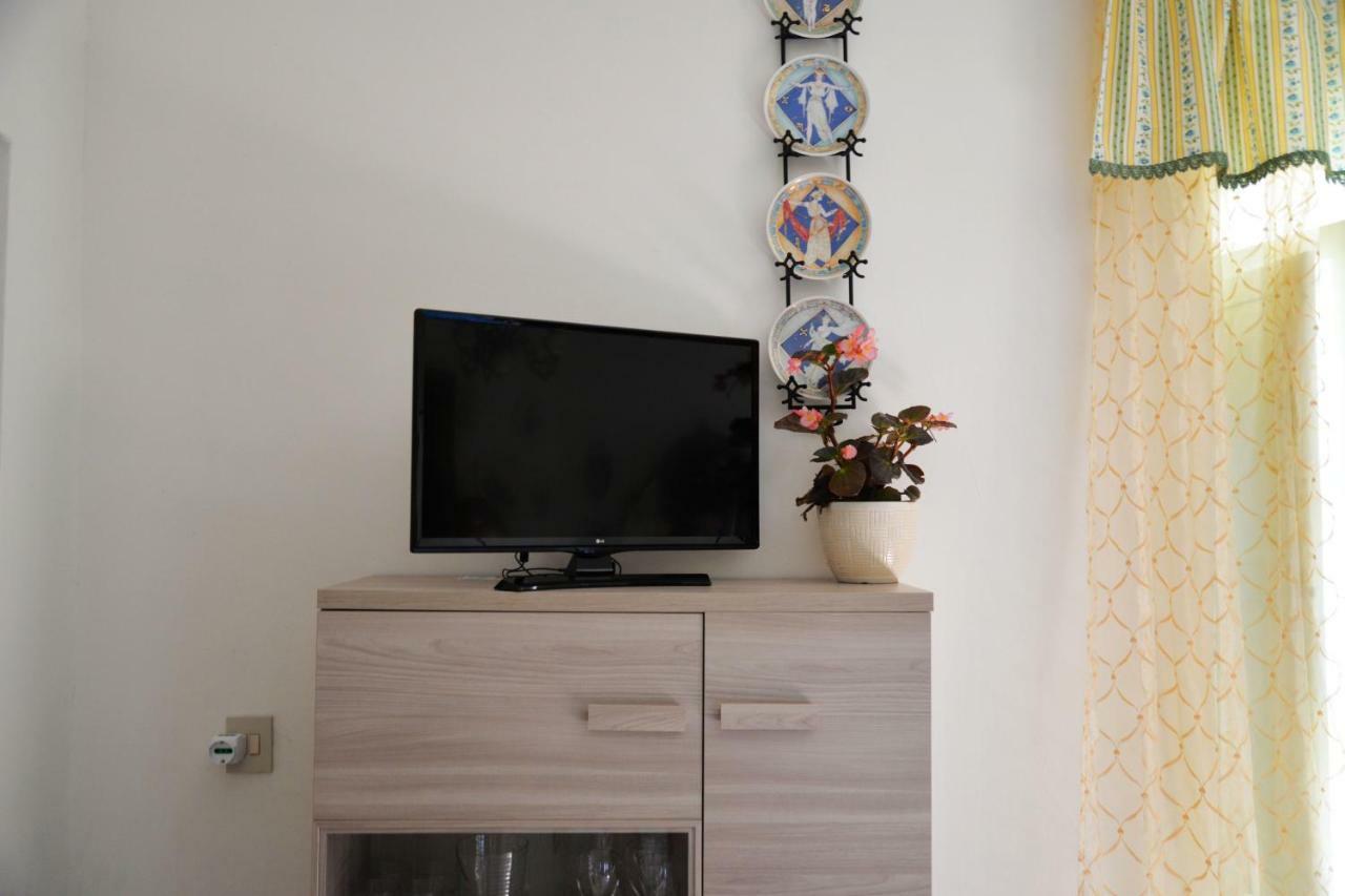 A Casa Di Carla Apartment Terracina Luaran gambar